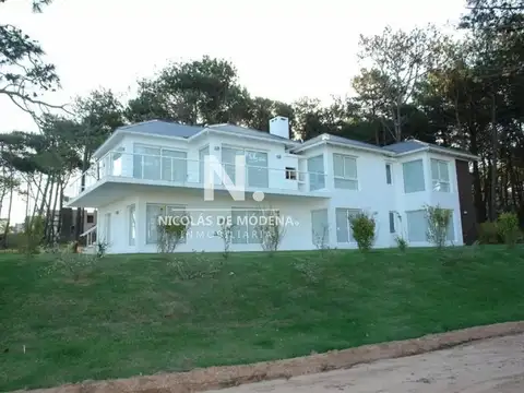 Casa en Alquiler Temporal en El Refugio, USD 13.750