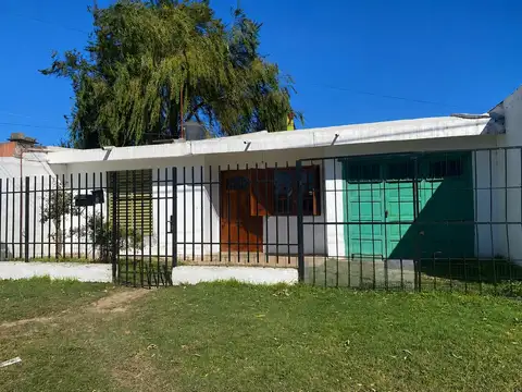 VENTA CASA DOS DORMITORIOS - RIO SEGUNDO
