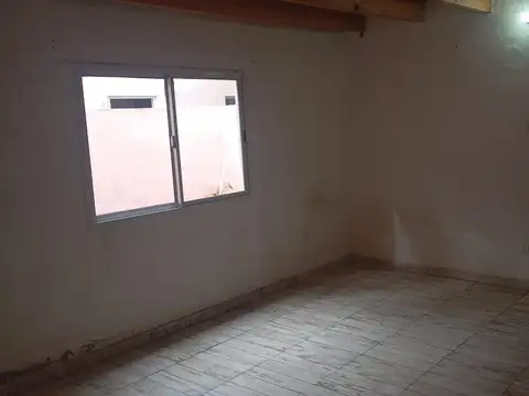 Depto Tipo Casa en Alquiler de 3 ambientes
