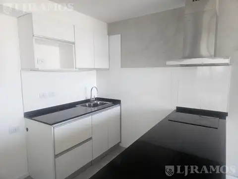Departamento en Alquiler con 1 cocheras
