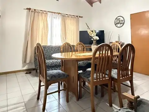 Casa en Venta en Godoy Cruz, USD 89.000