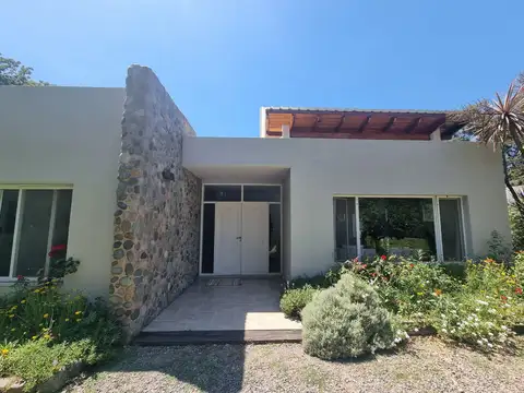 Casa en Venta en Muñiz, USD 324.000