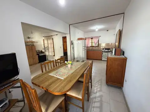 VENTA CASA 2 DORM AMPLIACION POETA LUGONES CORDOBA