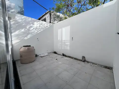 Local en Alquiler en Berisso, $ 1.200.000