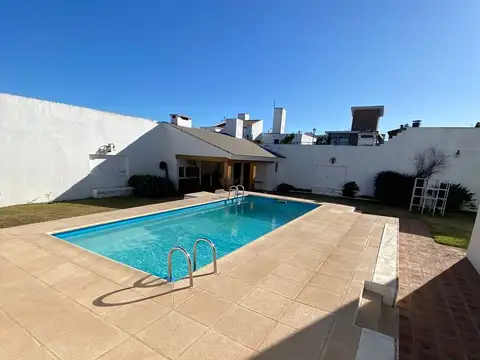 Jose Pacifico Otero 1100