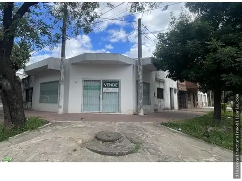 Importante Inmueble en Venta! Sobre esquina!