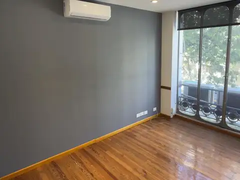 Oficina en alquiler - 7 Ambientes - Tribunales