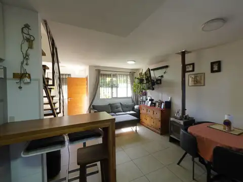 Depto Tipo Casa en Venta de 2 dormitorios