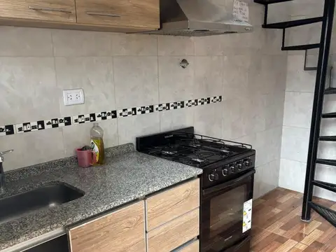 Alquiler monoambiente con cocina separada, Parque Avellaneda
