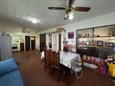 Casa en Venta con 1 cochera