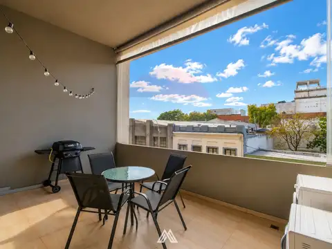 ALQUILER APTO 2 DORMITORIOS Y TERRAZA LA COMERCIAL