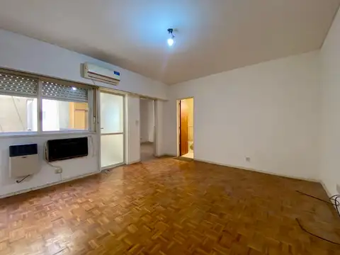 VENTA DEPARTAMENTO DOS AMBIENTES EN RECOLETA