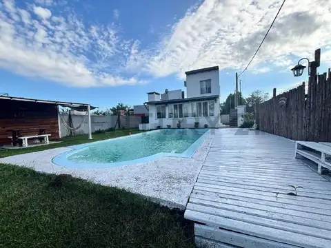 Casa 4 ambientes con 1 baño