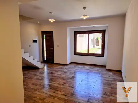 PH en venta - 2 Dormitorios 2 Baños - La Lucila del Mar