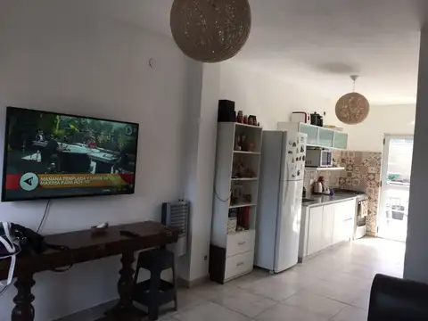 Depto Tipo Casa en Venta de 3 ambientes