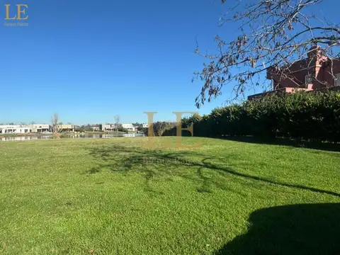 LOTE A LA VENTA EN EL CANTON