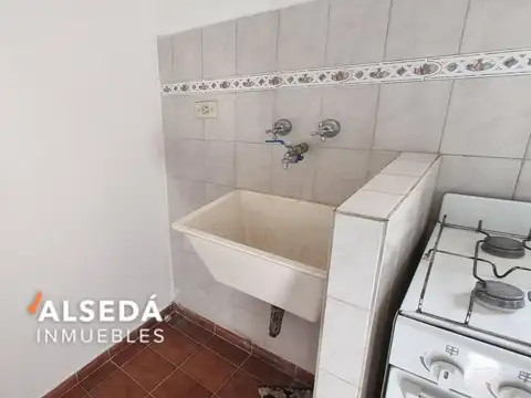 Departamento en Alquiler en República De La Sexta, $ 420.000