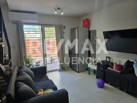 Depto Tipo Casa en Venta de 2 dormitorios