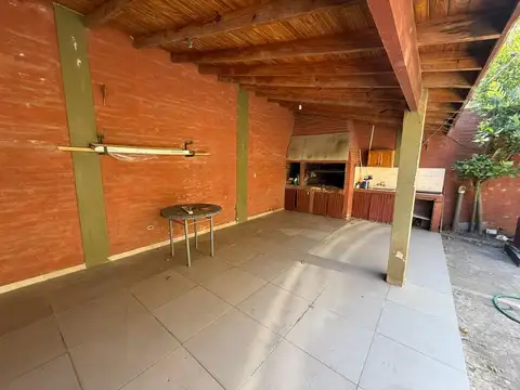 Casa en Venta en González Catan, USD 180.000