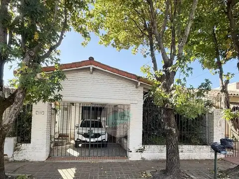 Vélez Sársfield 2700