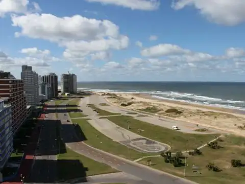 RAMBLA BRAVA 100, Piso 13