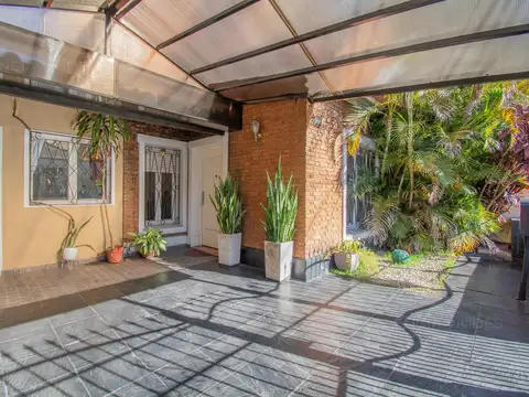 Casa en Venta en Ramos Mejía Sur, USD 230.000