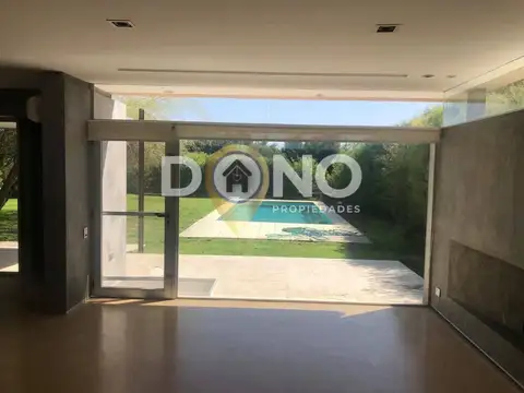Casa en Venta en Fincas de Iraola II, USD 600.000