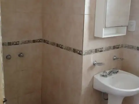 Casa en Alquiler al Oeste