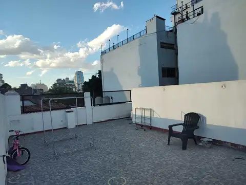 Depto Tipo Casa 6 ambientes con 1 baño