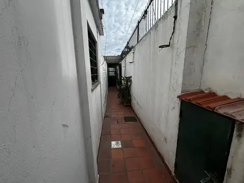 Hipolito Yrigoyen 1587