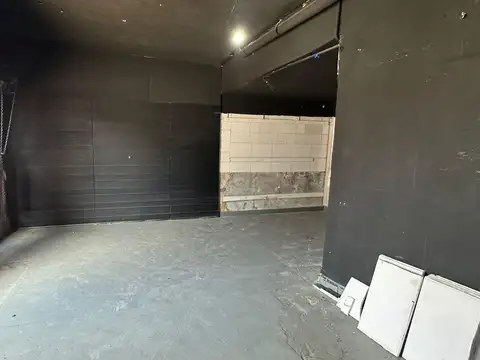 Local en Alquiler en Burzaco, $ 700.000