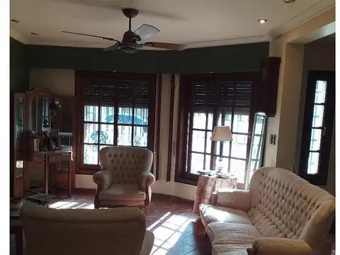 Casa en Venta en Villa Sarmiento, USD 710.000
