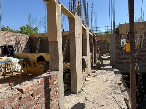 Departamento en Venta con 1 cocheras