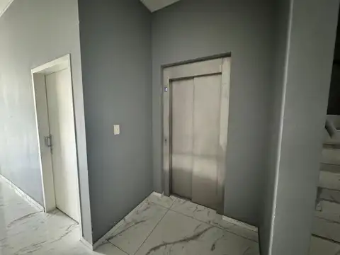 Departamento en Venta con 1 cochera