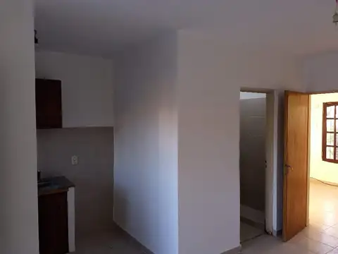 CERVANTES 200, Piso 1