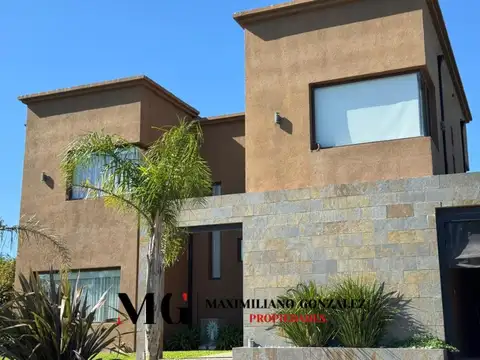 Casa en venta - Santa Rita