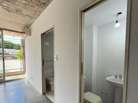 VENTA MONOAMBIENTE EN SAAVEDRA.