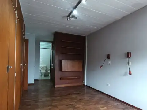 Indalecio Gómez 100