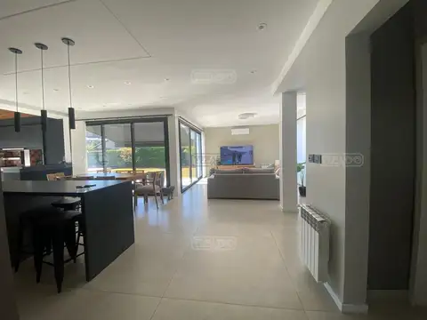 Casa en Venta 1 año