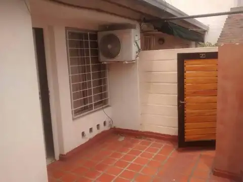 Depto Tipo Casa en Venta de 1 dormitorio