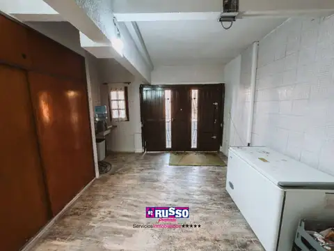 Venta de Casa 4 Ambientes en Lomas del Mirador, La Matanza