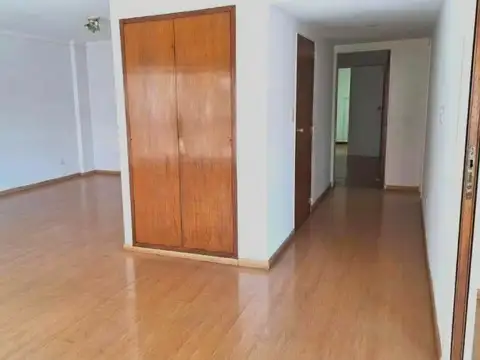 Avenida Nazca 3100, Piso 2