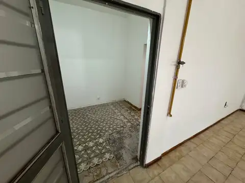 Local en Venta 80 años