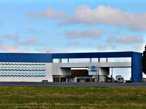 Galpon en Venta en Alvear, USD 510.000