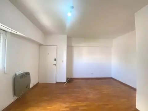 Mahatma Gandhi 300, Piso 6