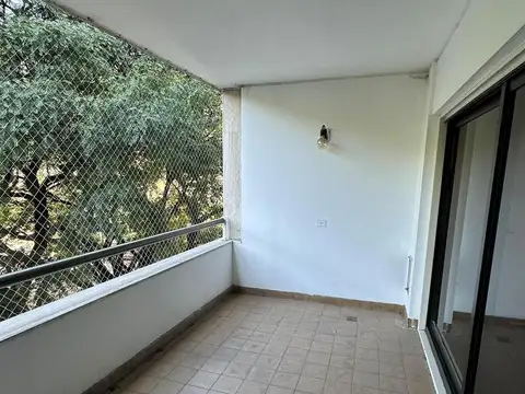 Departamento en Alquiler con 2 cocheras
