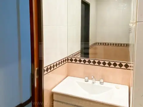 Depto Tipo Casa Monoambiente con 1 baño