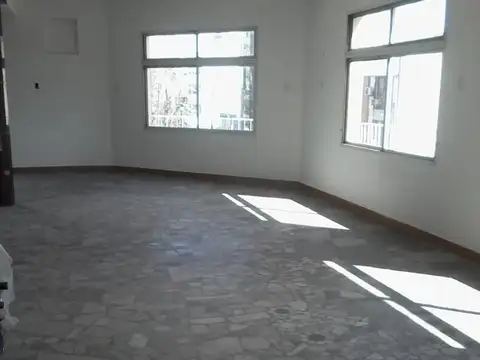 Almte.Guillermo Brown 1000, Piso 2