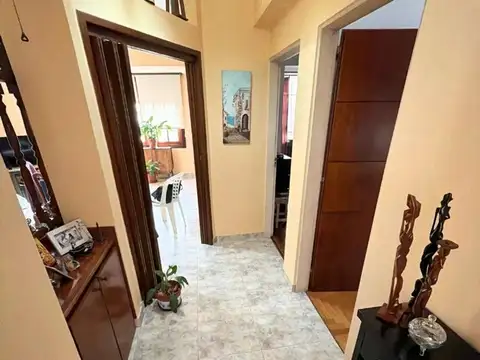 Depto Tipo Casa 3 ambientes con 2 baños