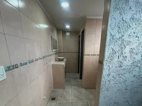 Galpon en Alquiler en Coronel Dorrego, $ 4.000.000